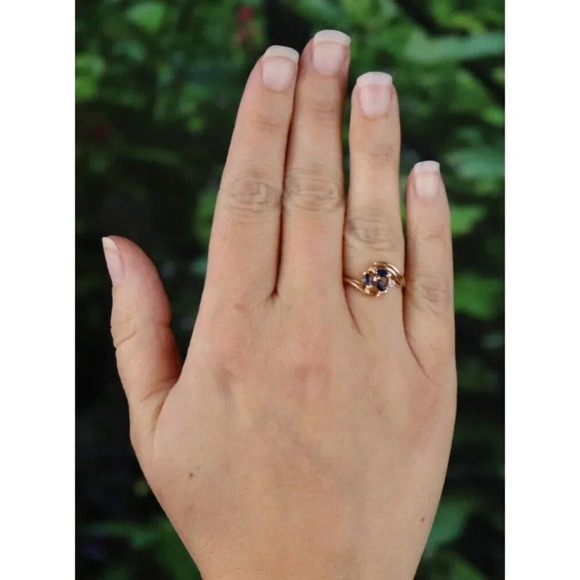 10k Yellow Gold Natural Blue Sapphire and Diamond Ring Size 5 1/4 - Picture 2 of 7